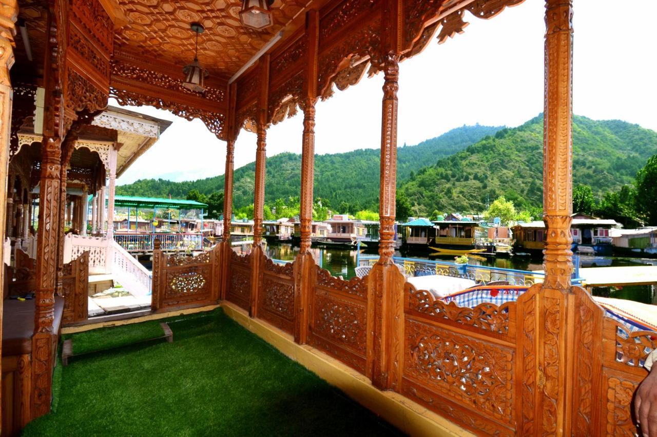 Heritage Shreen Houseboat Hotell Srīnagar Exteriör bild