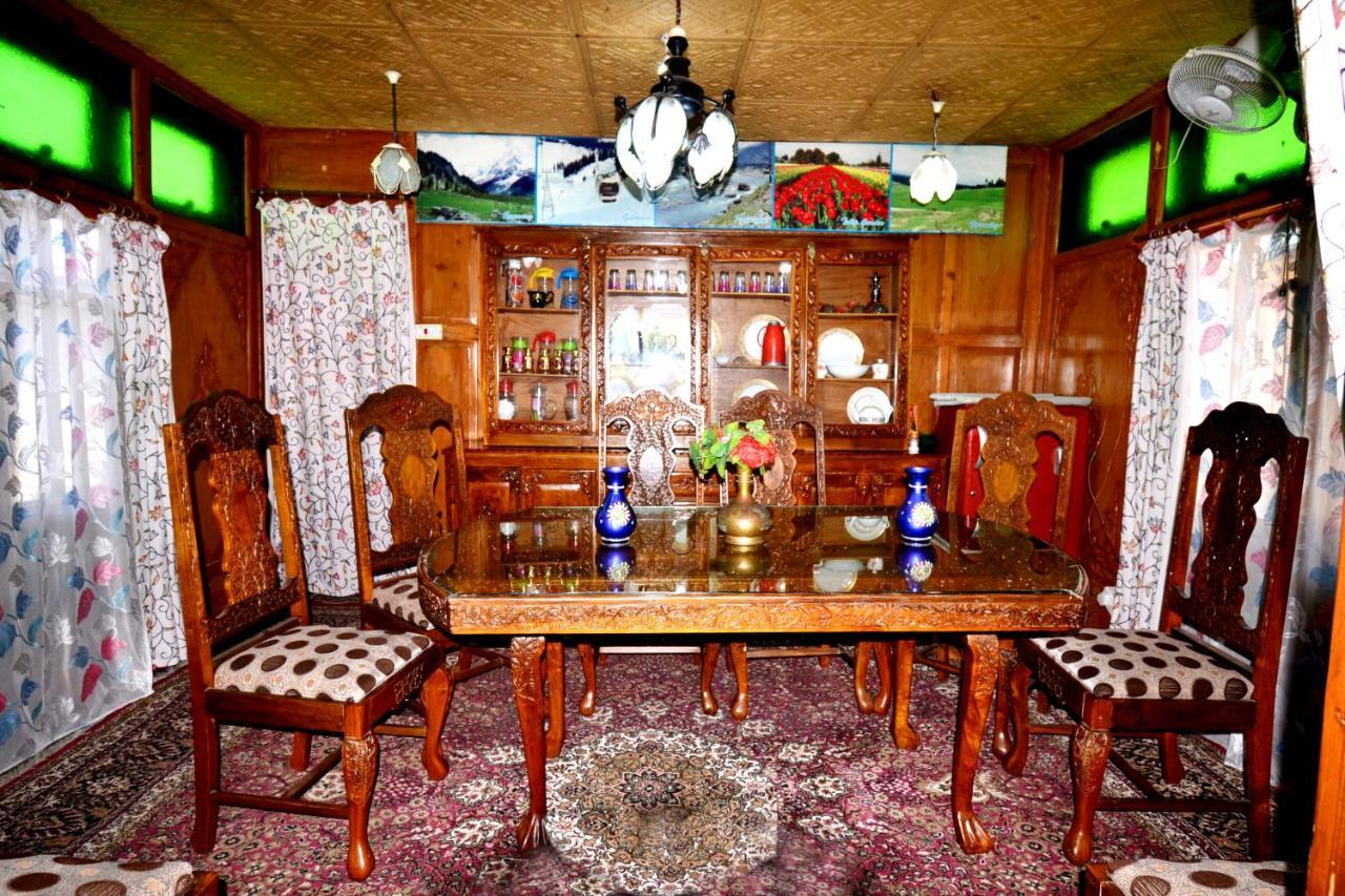Heritage Shreen Houseboat Hotell Srīnagar Exteriör bild
