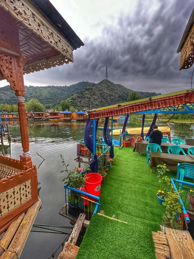 Heritage Shreen Houseboat Hotell Srīnagar Exteriör bild